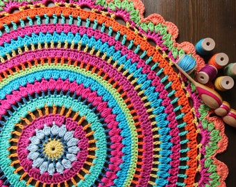 Ø 51 cm Napperon rond coloré au crochet mandala, style bohème