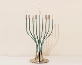 Impresionante XXL Hanukkah Menorah / Elegante y Atemporal de la Colección Espíritu Santo / Único Janucá Menorah / Regalo de decoración del hogar judío