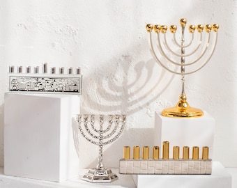 Jerusalem Modern design of Chanukah Menorah from Crystal Glass, 9 branch Hand painted Tample Hanukkah Menorah, Jewish Gift for the Holidays