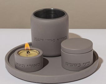 Set Havdalah in cemento fatto a mano: vassoio per cerimonia ebraica moderno e minimalista