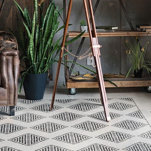 Apache Blanket Linoleum Rug, Black Vinyl Mat, White Vinyl Floor Mat, Geometric Vinyl Rug, Floor Mat, Livingroom Rug, Comfort Mat