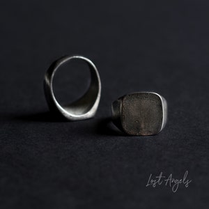 Mens Vintage brushed Stainless Steel Heavy Signet ring