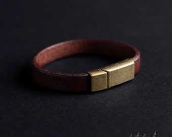 Stylish Brown 100% Genuine Leather Buckle Bracelet