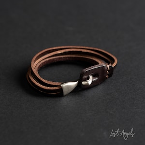 Stylish Brown Mens Hook wrap 100% Genuine Leather Bracelet