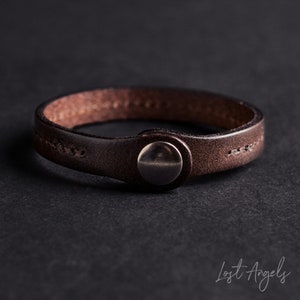 Stylish Brown 100% Genuine Leather Classic Bracelet Snap clasp Stitched Detailing