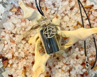 Protection black salt necklace (high priestess spiritual blessings)