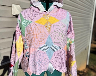 Felpa con cappuccio, giacca e cappotto trapuntato patchwork vintage riciclato fatto a mano