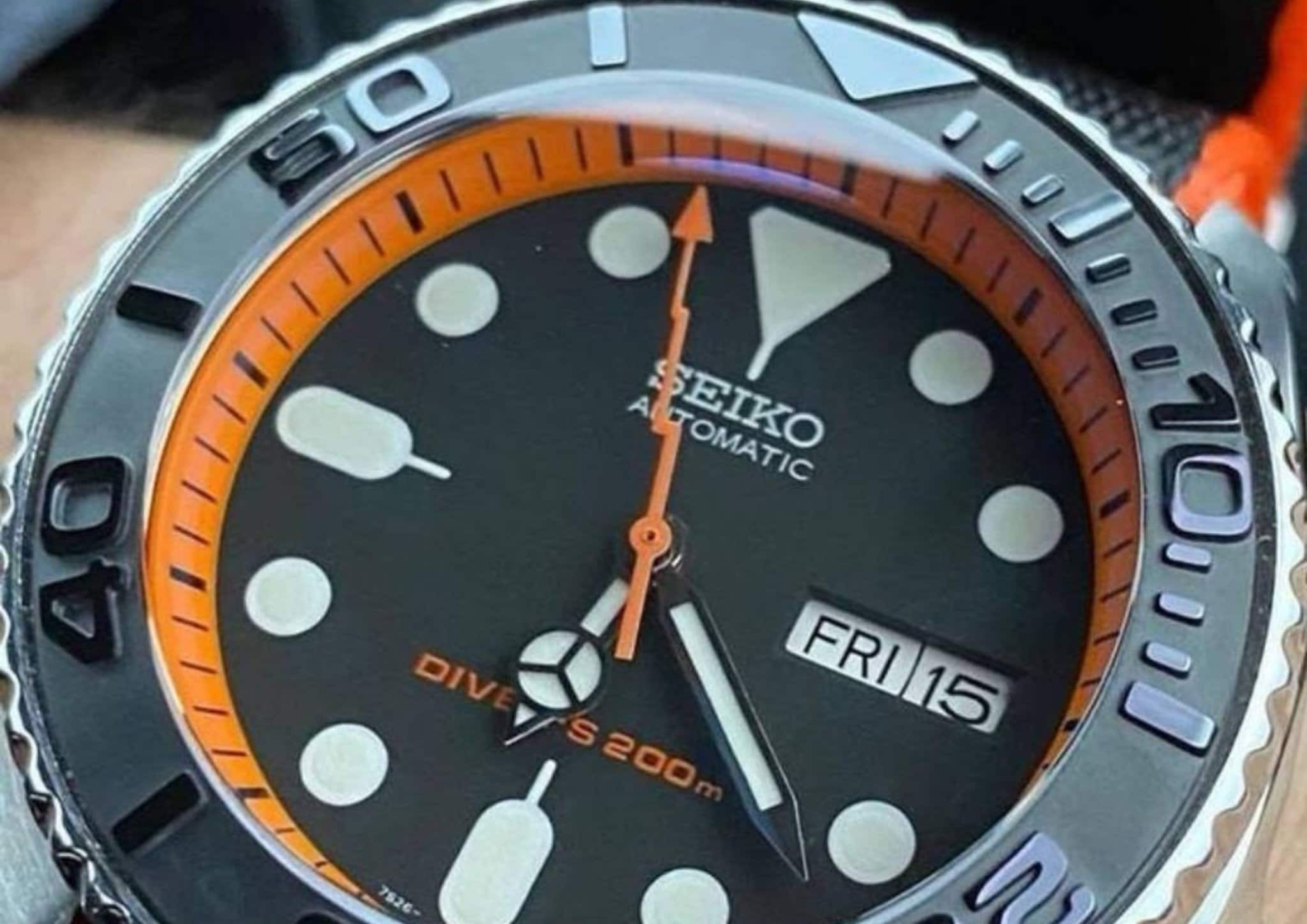 Custom Seiko SKX Mod 4 Oclock Crown OEM Dial With Merc Style - Etsy  Australia