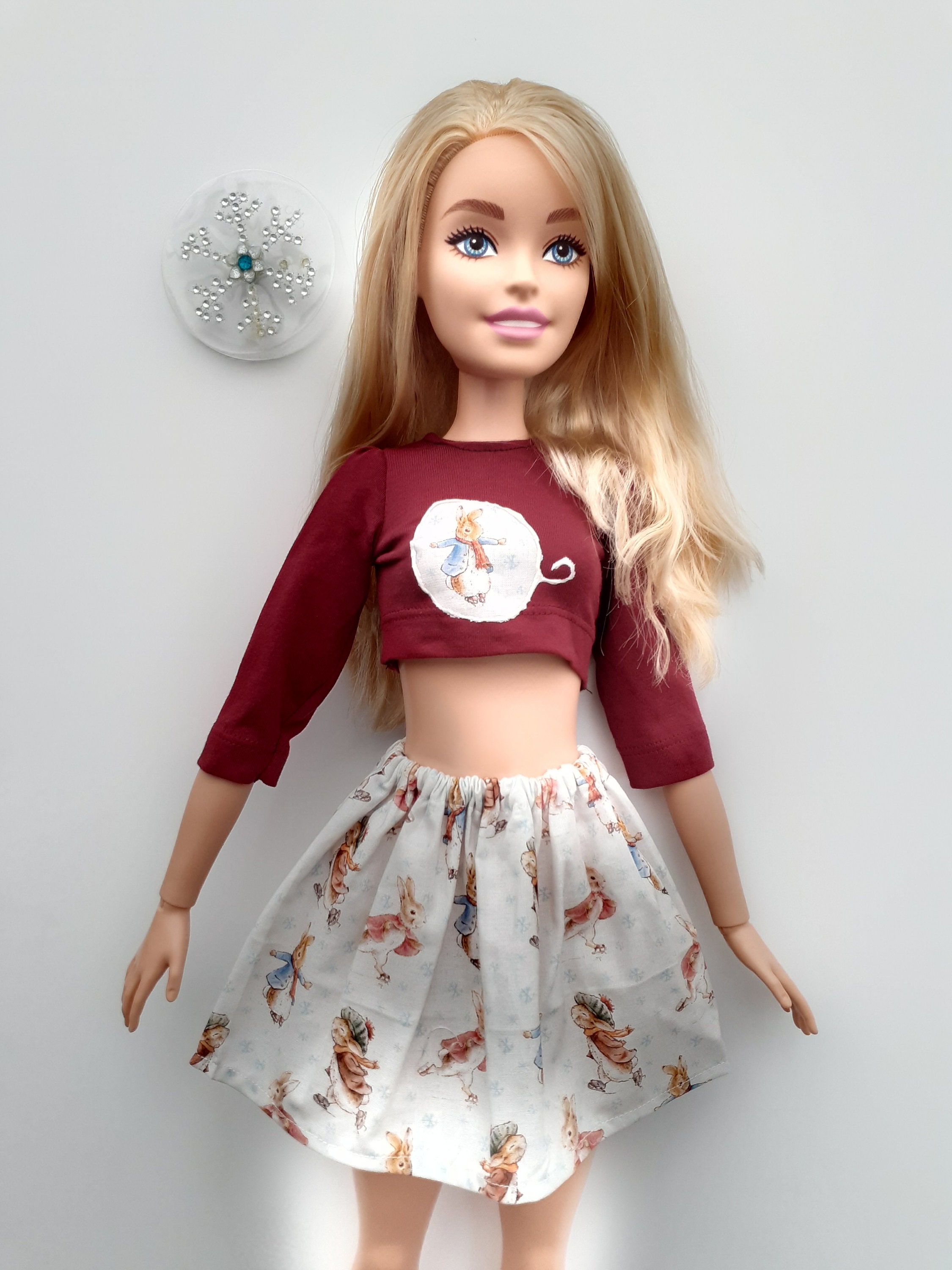 Clothes for 28 inch barbie sale