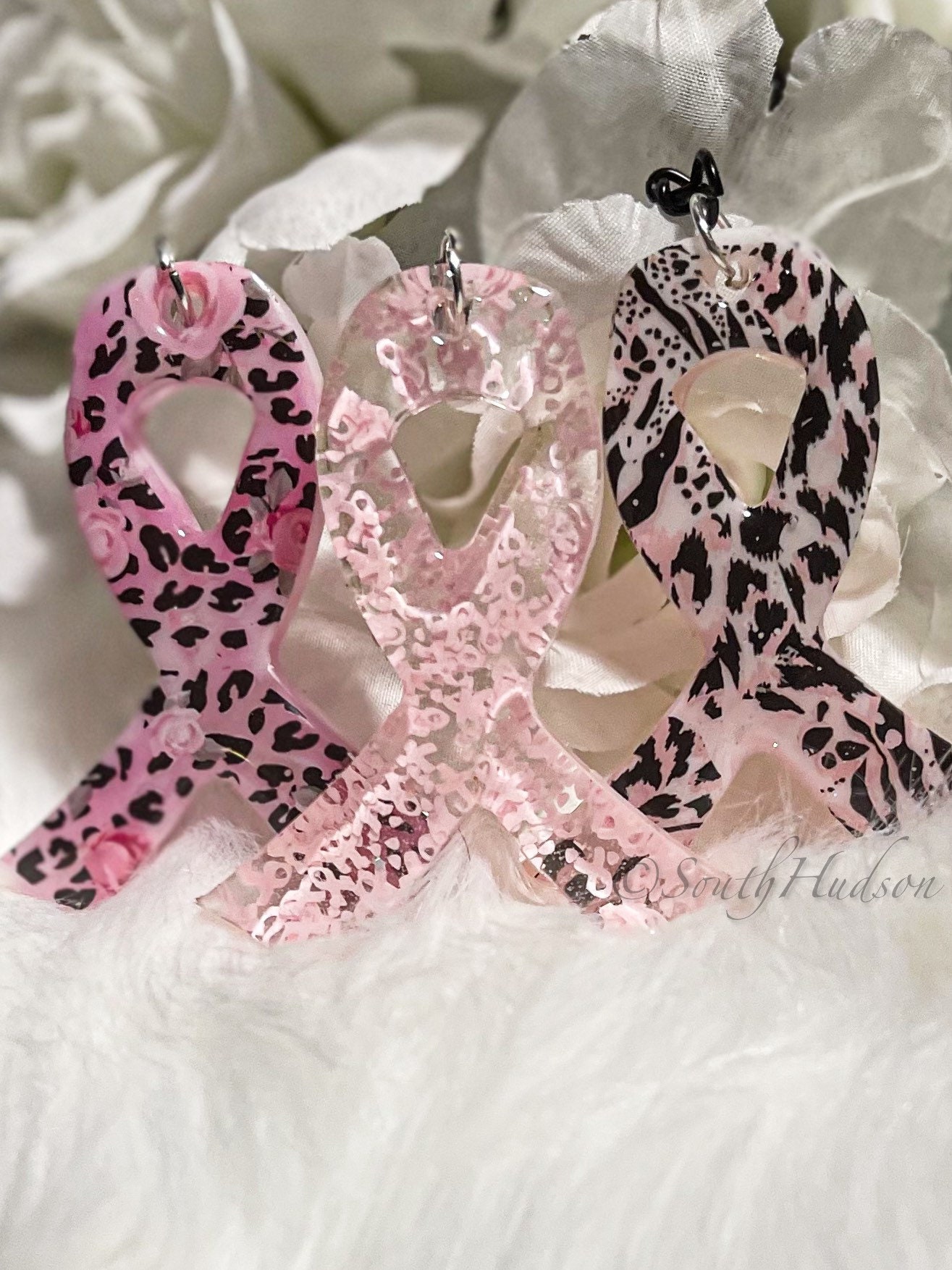 Pink ribbon style resin keyring for Charity Breast Cancer 