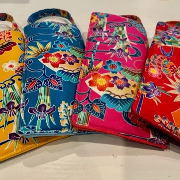 Glasses case with Japanese kimono fabric, Kimono Bingata, Karakusa patteren, inside padded liner, for gift