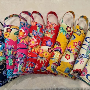 Étui à lunettes en tissu kimono japonais, Kimono Bingata, motif Karakusa, doublure intérieure rembourrée, pour cadeau