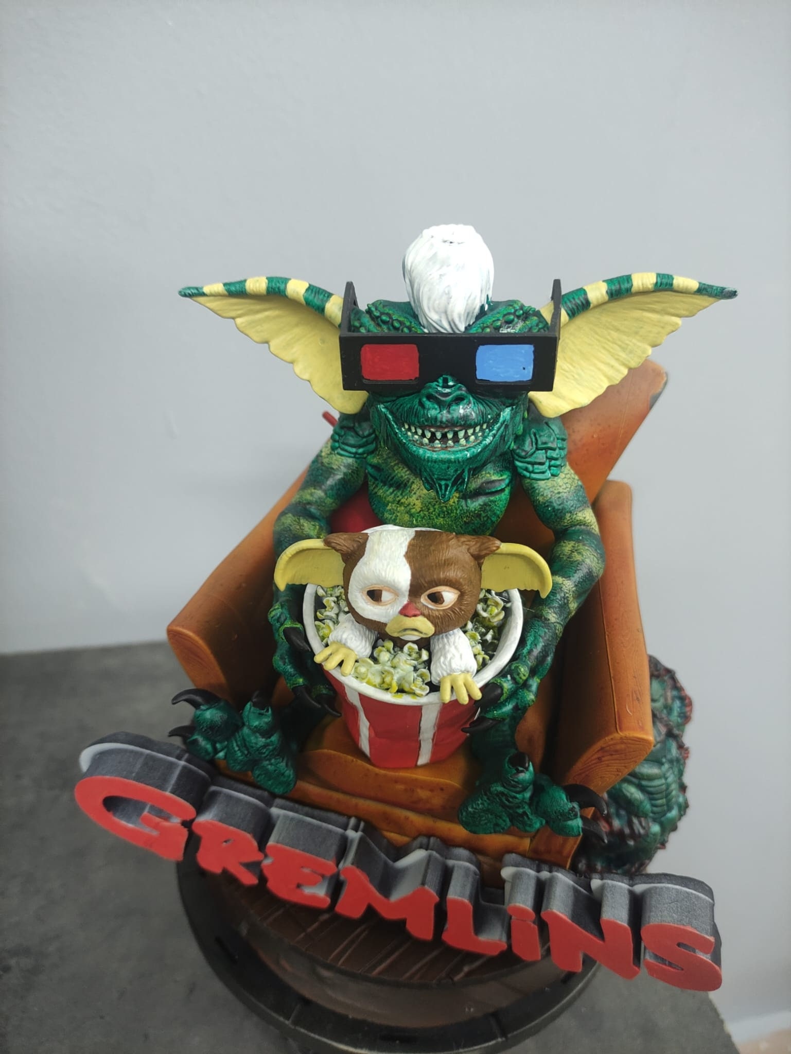 3D Gremlins Figure Statue at the Cinema, Mogwai, Cult Film Collectible 