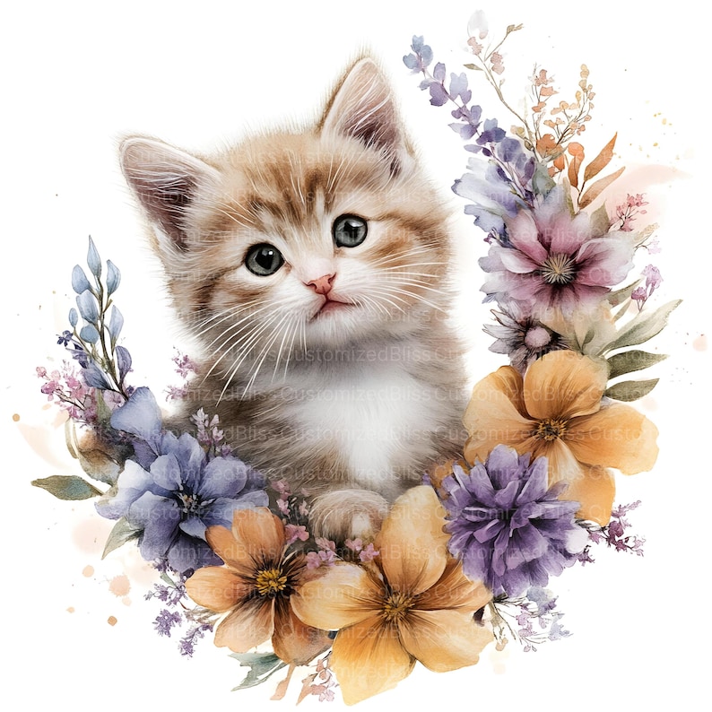 Pu&ograve; includere: Illustrazione ad acquerello di un gattino soffice circondato da una ghirlanda floreale. Il gattino ha un pelo marrone chiaro e bianco, con occhi blu-grigi. La ghirlanda presenta fiori arancioni, viola e blu con foglie verdi.