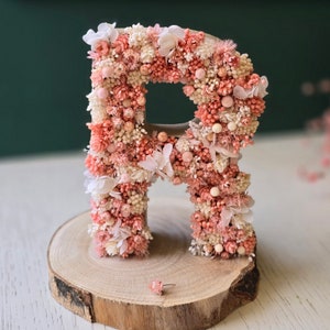 Letra de craft personalizada llena de  flor seca- flores silvestres-regalo floral- regalo bautizo-decoración del hogar- flor amarilla