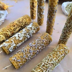 Natural candles - beeswax candles - virgin beeswax - ecological candles - herbal candles - ritual candles - natural honey aroma - candles