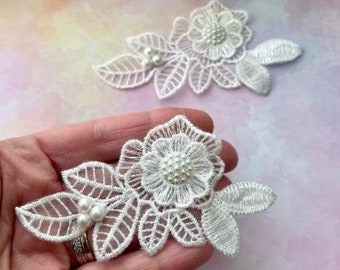 2 x 3D Embroidered flower sew-on applique with pearl beads
