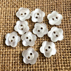 Pearly White Flower Buttons: 15mm Craft Buttons, Set of 10