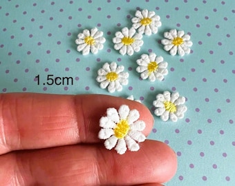 White Daisy Flowers, Tiny Sew-on Embroidered Daisies, Daisy Appliqués (10 pcs)