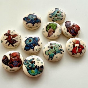 10 x Round Wood Buttons, 15mm Woodland Animal Buttons, Children&#39;s buttons