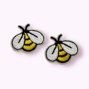 2 x Bee Iron-on Patches, Embroidered Applique, Motif, DIY Clothes Patches