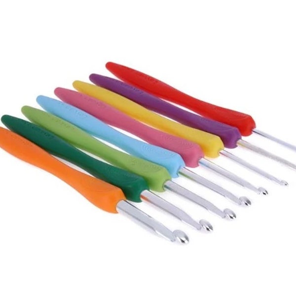 Crochet Hook Easy Grip Soft Handle, Sizes -  2.5mm to 6mm