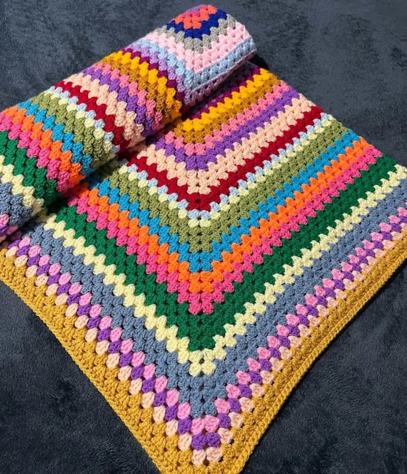 Handmade Crochet Granny Square Blanket: Retro 1950s Style - Etsy