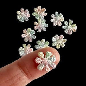 10 x Tiny Rainbow Daisy Flowers, Sew on Flowers, Embroidered Appliqués