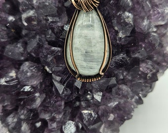 Rainbow Moonstone Pendant