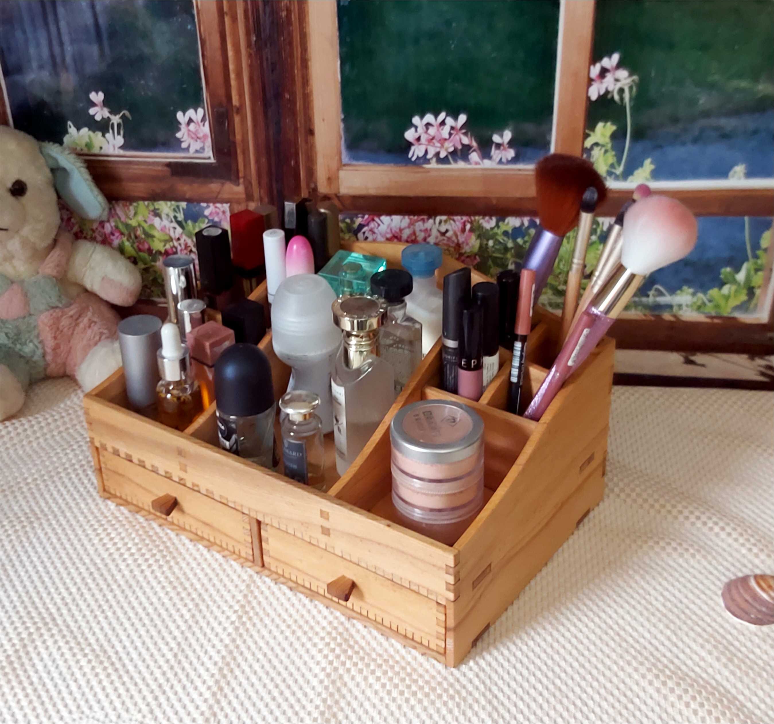 Vintage Wooden Make Up/Cosmetic/Stationary Big Organizer With 6