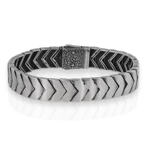 Engraved Sterling Silver Bracelet: Victorian Style Antique Chain