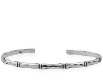 Armreif aus oxidiertem Sterlingsilber: Gothic, Morbider Schmuck