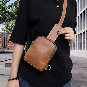 Sling Bag for Women Packs Bags for Girls Fashionable Chest Bag Crossbody Purse Leather Sling Backpack Women's Fanny