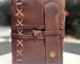 Leather Journal Notebook for Men & Women Daily Vintage Leather Bound Journal Travel