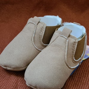 Unisex Baby Bootie/Shoe, Super soft, infant, toddler, Walker Baby Shoes, baby Slippers, baby boys girls shoes. Soft grip sole. Pram shoes image 7