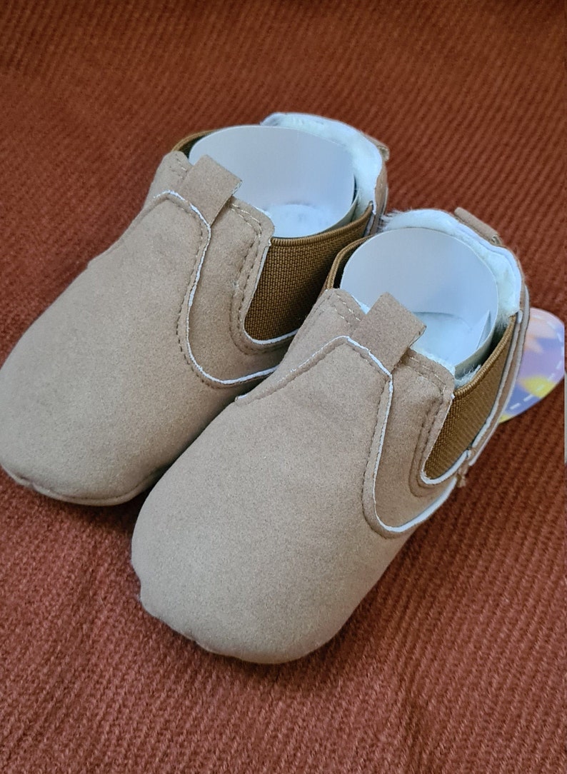 Unisex Baby Bootie/Shoe, Super soft, infant, toddler, Walker Baby Shoes, baby Slippers, baby boys girls shoes. Soft grip sole. Pram shoes image 2