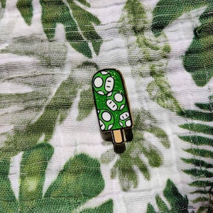 rainbow power up popsicle hard enamel pin green mushroom