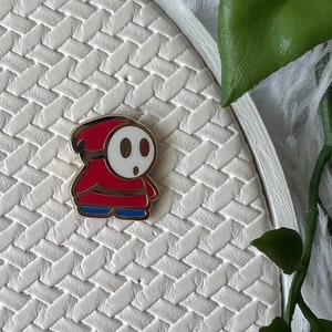 Mario mini pin shy guy hard enamel pin