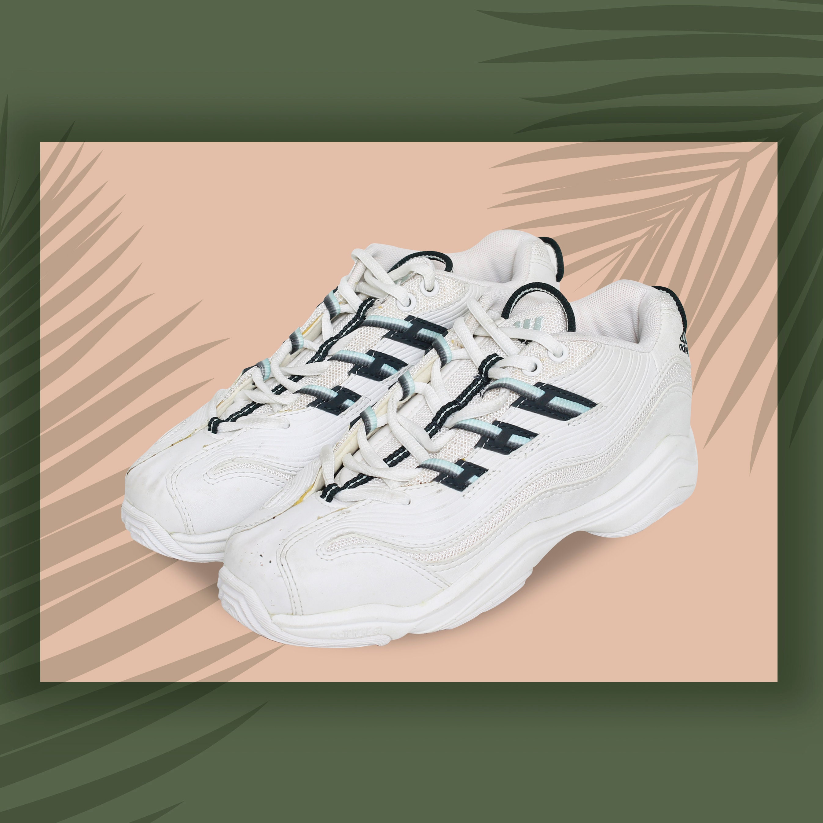 Rare vintage white 90�s 90s Adidas dad sneakers