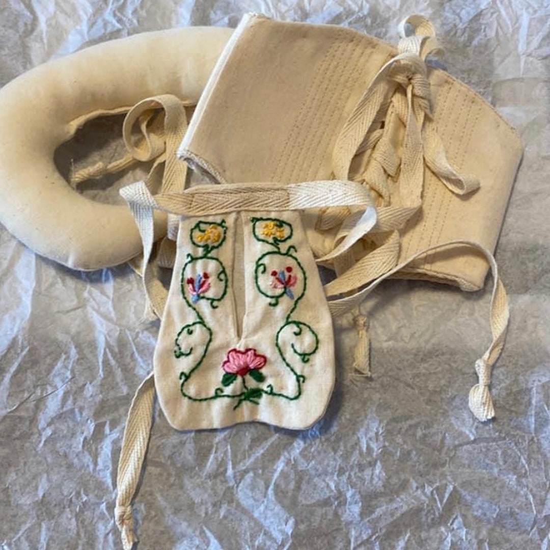 Colonial Undergarment Sewing Pattern for 18 Dolls, Felicity Merriman