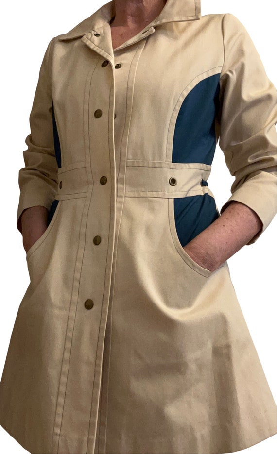 Vintage 1960s Mackintosh New York women's raincoat