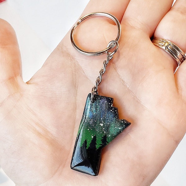 Manitoba keychain, made in Manitoba northern lights keychain, gifts for everyone, gift ideas 2022