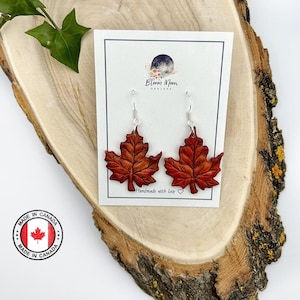 Erdiges rotes natürliches Ahornblatt Baumeln Ohrringe, Handgemachter Schmuck, Kanada Souvenir, Natur inspiriertes Geschenk, Vaterländisches Stolz Zubehör