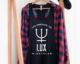 The Shirt bordeaux range by Lucifer Morningstar (Tom Ellis) in Lucifer (S04E03