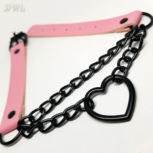 DWL Leather ‘Chained Heart’ Choker Necklace in PINK