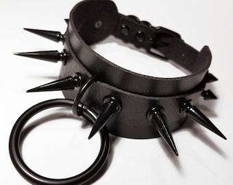 black collar with spikes
