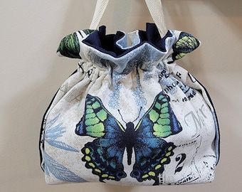 Butterfly pouch with color-blocked