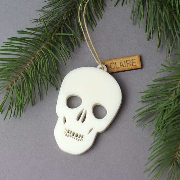 Skull Ornament, skeleton ornament, Doctor ornament, Medical ornament, Radiologist ornament, bones ornament, RAD gift, Doctor gift, Med POwer