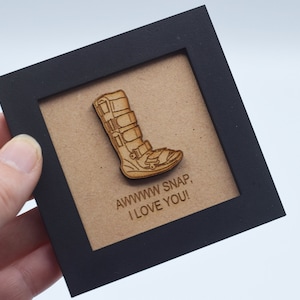 Mini cadre pour botte de marche, Saint-Valentin jambe cassée, cadeau jambe cassée, plâtre de marche, botte de marche, cadeau plâtre, cadeau jambe cassée, cadeau jambe Saint-Valentin