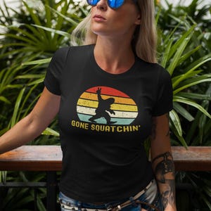 Bigfoot t-shirt - Cryptid - Cryptozoology - Teen Gift - Adult Gift - Paranormal - Supernatural - Horror - Halloween - retro sunset